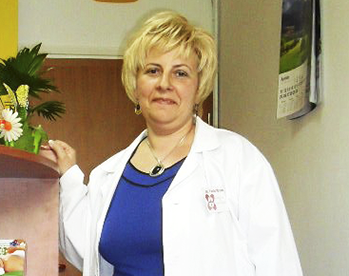 Portrait of Dr. Manuela Vaetisi, the manager of the Dr. Vaetisi Medical Center Portrait of Dr. Manuela Vaetisi, the manager of the Dr. Vaetisi Medical Center