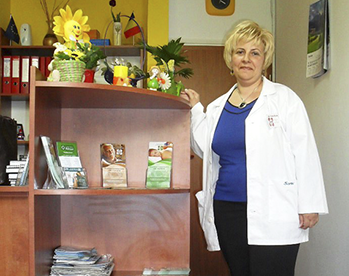 Dr. Vaetisi Manuela Portrait Dr. Vaetisi Manuela Portrait